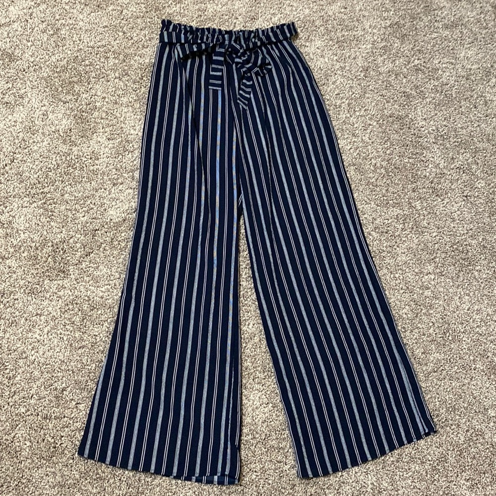 NWOT Hight waisted wide leg pants